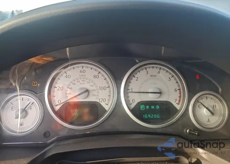 2009 Chrysler Town & Country Touring from USA, damaged, VIN 2A8HR54X89R645973